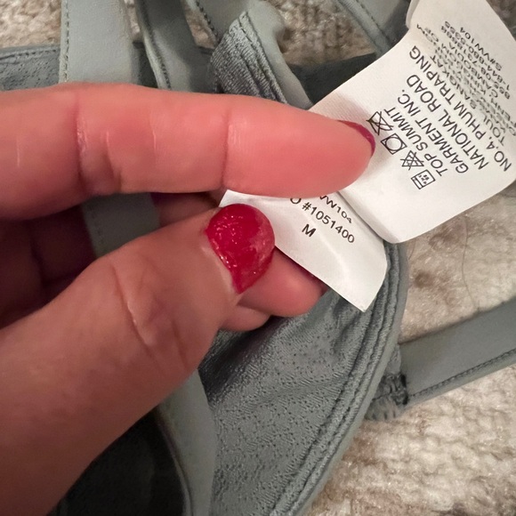 Vuori Yosemite Bra and Daily Legging - Picture 4 of 7